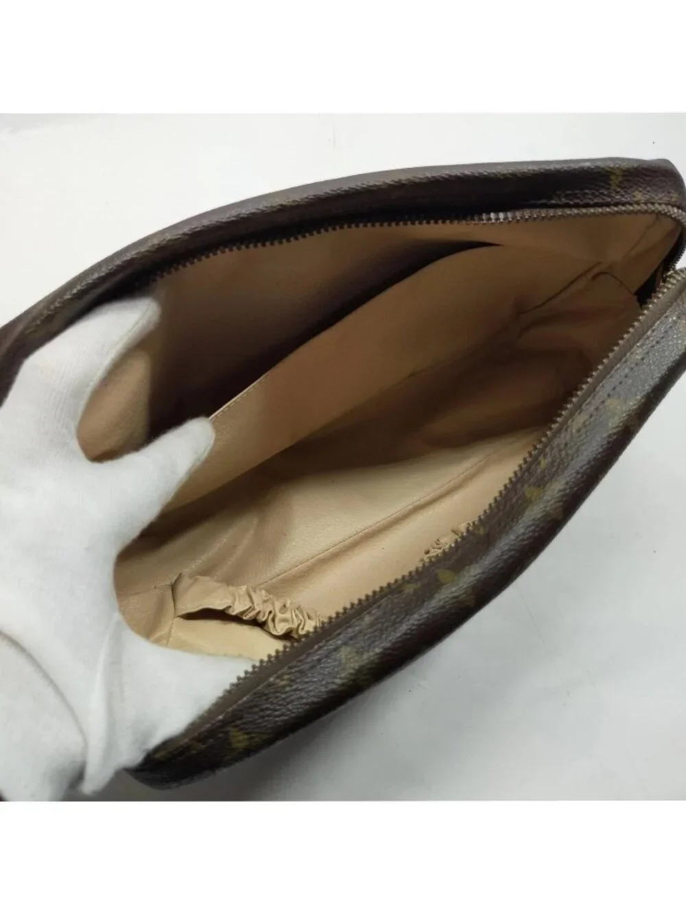 Authentic Louis Vuitton Trousse Toilette 28 Monogram Cosmetic Travel Pouch Bag